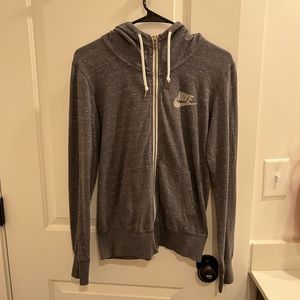 GRAY NIKE ZIPUP HOODIE
